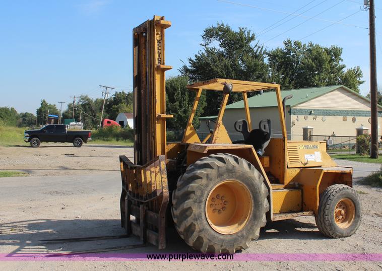 image for item J4380 Sellick 5000 rough terrain forklift