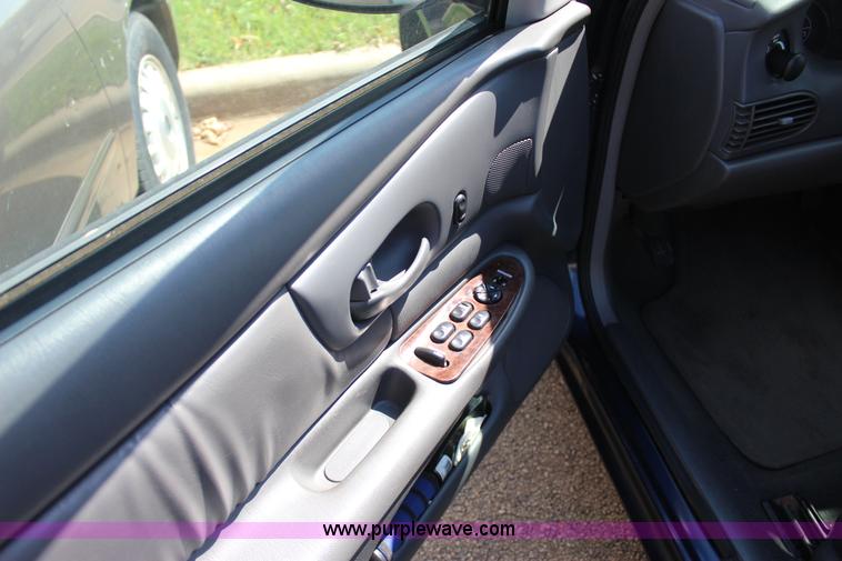 image for item J4381 2003 Buick Century