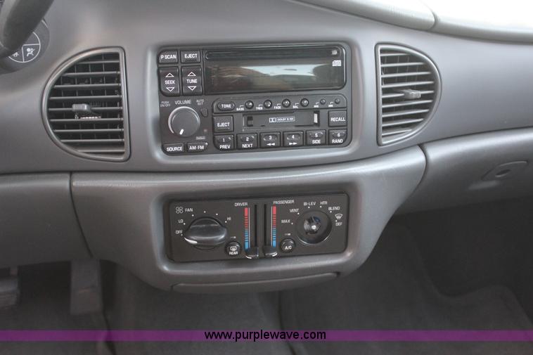 image for item J4381 2003 Buick Century