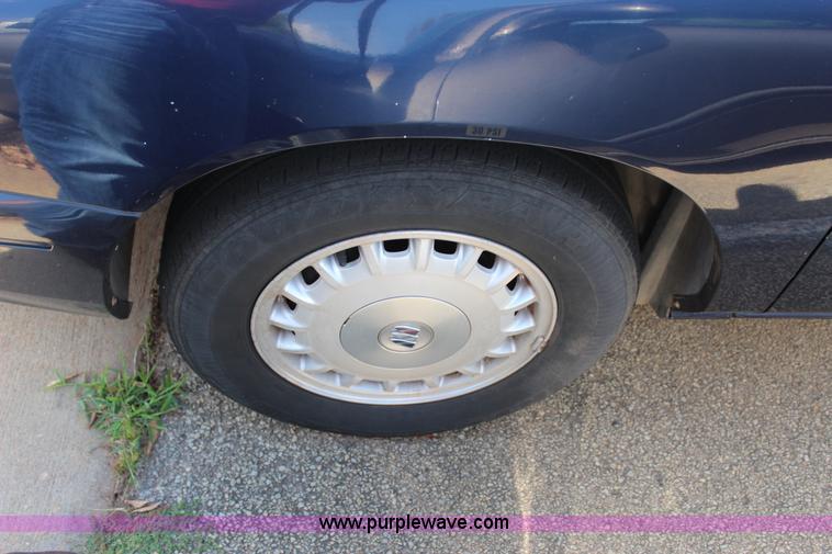 image for item J4381 2003 Buick Century