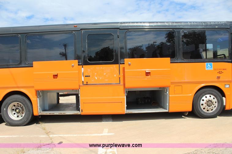 image for item J4391 2000 Blue Bird Commercial Bus