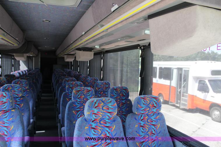 image for item J4391 2000 Blue Bird Commercial Bus