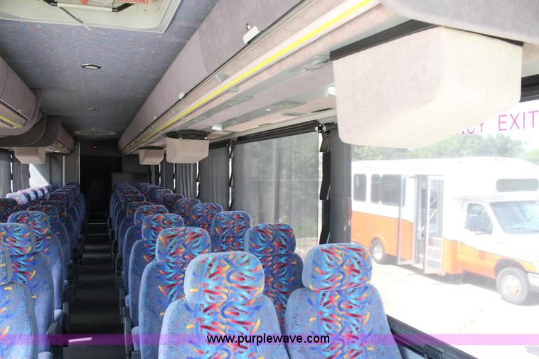 image for item J4391 2000 Blue Bird Commercial Bus