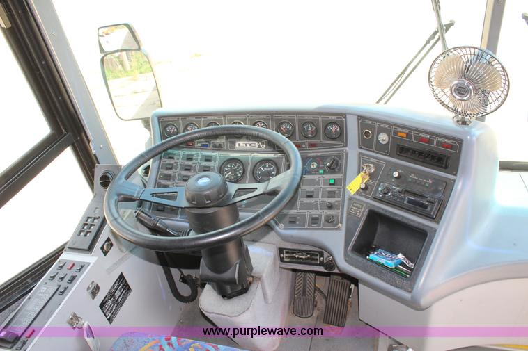 image for item J4391 2000 Blue Bird Commercial Bus