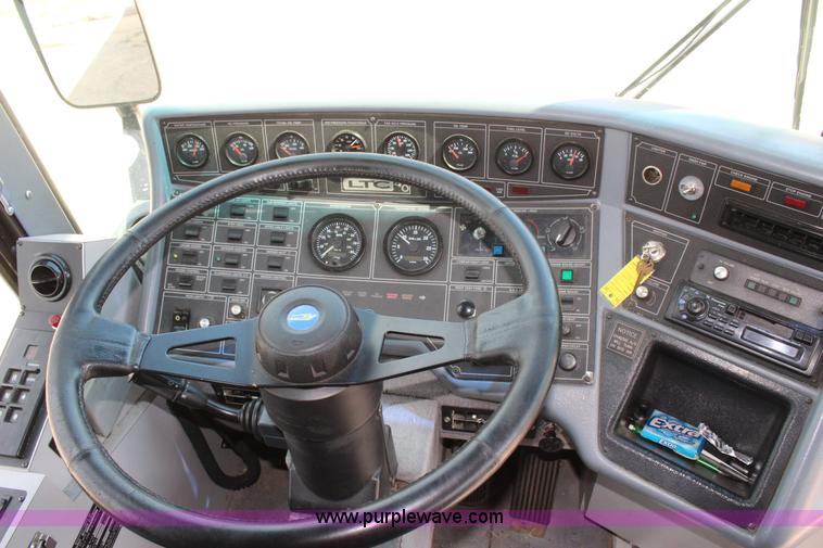 image for item J4391 2000 Blue Bird Commercial Bus