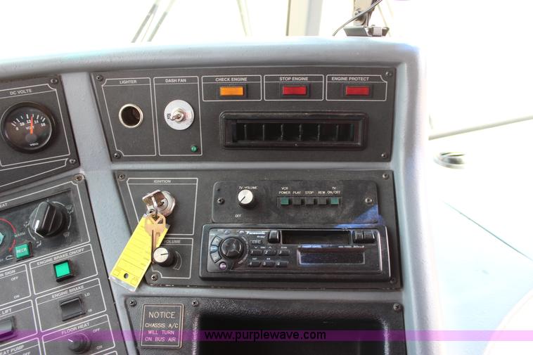 image for item J4391 2000 Blue Bird Commercial Bus