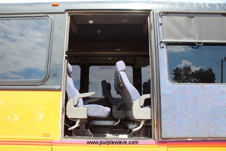 image for item J4391 2000 Blue Bird Commercial Bus