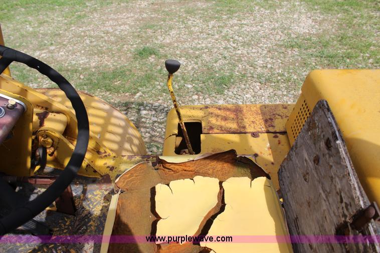 image for item J4393 1972 Hyster H150F rough terrain forklift