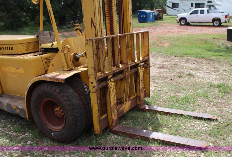 image for item J4393 1972 Hyster H150F rough terrain forklift