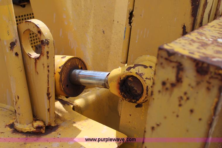 image for item J4393 1972 Hyster H150F rough terrain forklift