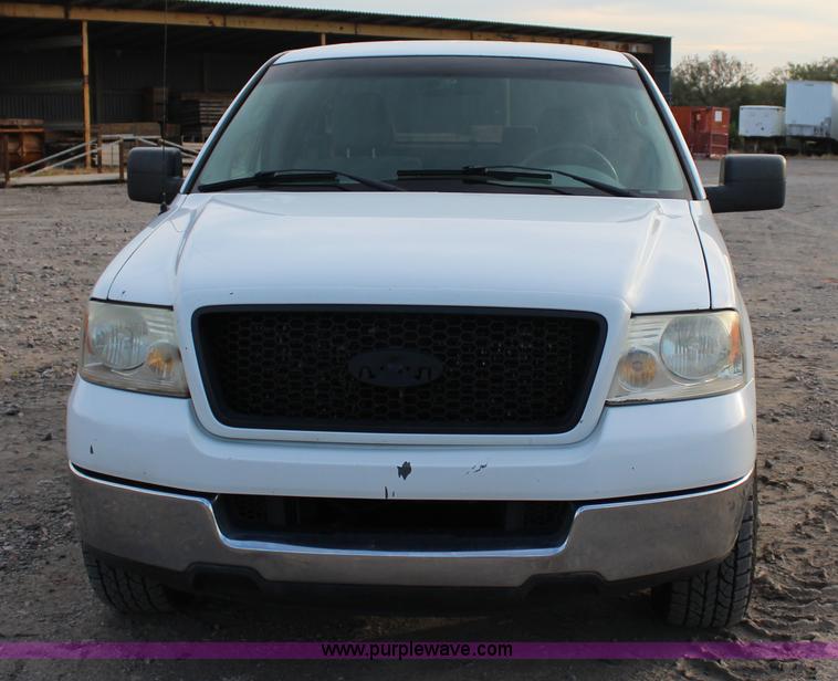 image for item J4397 2005 Ford F150 SuperCab pickup truck