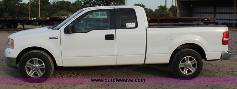 image for item J4397 2005 Ford F150 SuperCab pickup truck