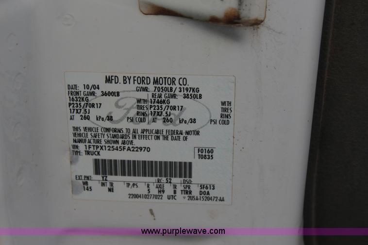 image for item J4397 2005 Ford F150 SuperCab pickup truck