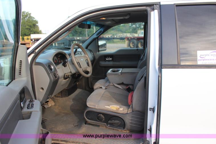 image for item J4397 2005 Ford F150 SuperCab pickup truck