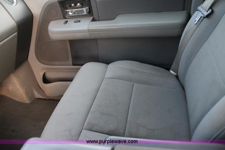 image for item J4397 2005 Ford F150 SuperCab pickup truck