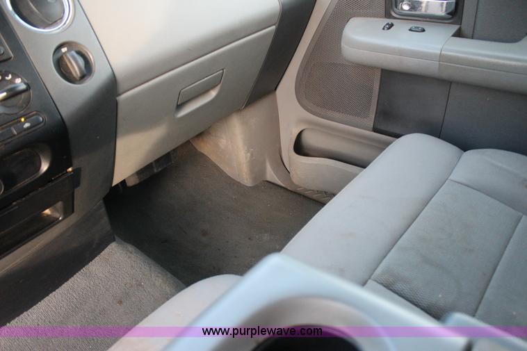 image for item J4397 2005 Ford F150 SuperCab pickup truck