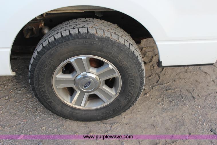 image for item J4397 2005 Ford F150 SuperCab pickup truck