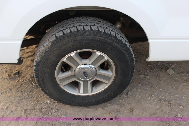 image for item J4397 2005 Ford F150 SuperCab pickup truck