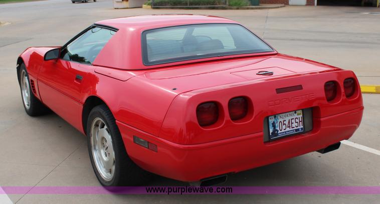 image for item J4398 1996 Chevrolet Corvette convertible