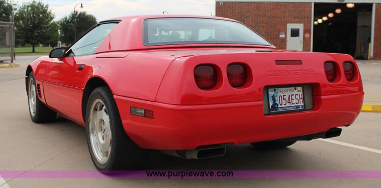 image for item J4398 1996 Chevrolet Corvette convertible