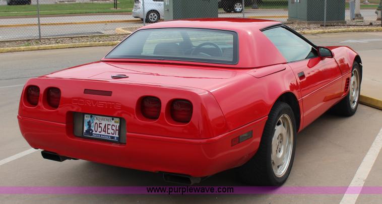 image for item J4398 1996 Chevrolet Corvette convertible