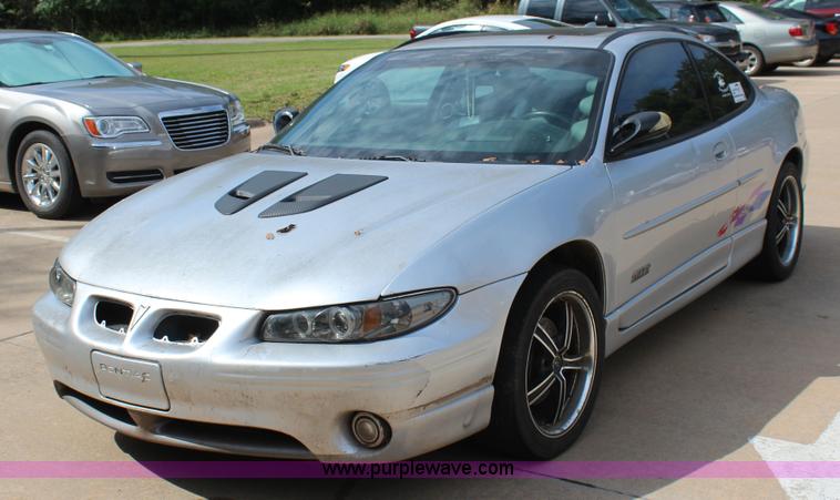 image for item J4402 2000 Pontiac Grand Prix GTP