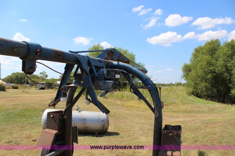 image for item J4409 1994 Fisk Tank Classic tank carrier