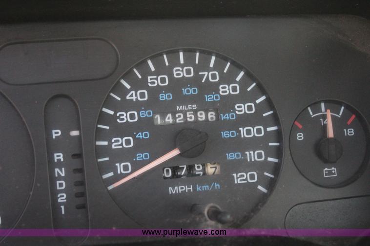 image for item J4418 1996 Dodge Ram 1500 pickup truck