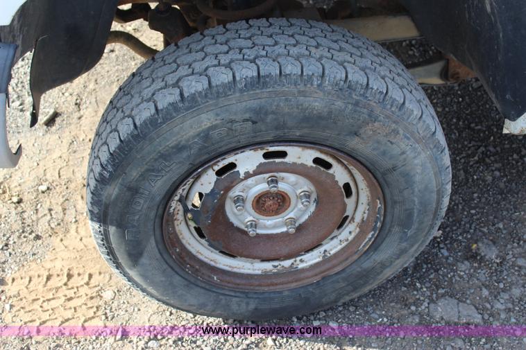 image for item J4418 1996 Dodge Ram 1500 pickup truck