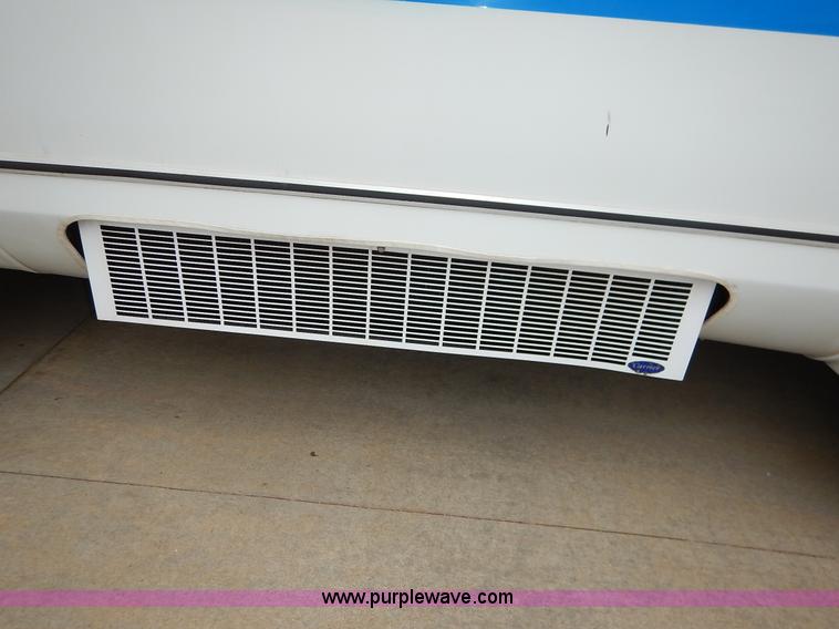 image for item J6375 2004 Ford 801 Eldorado Aerotech bus