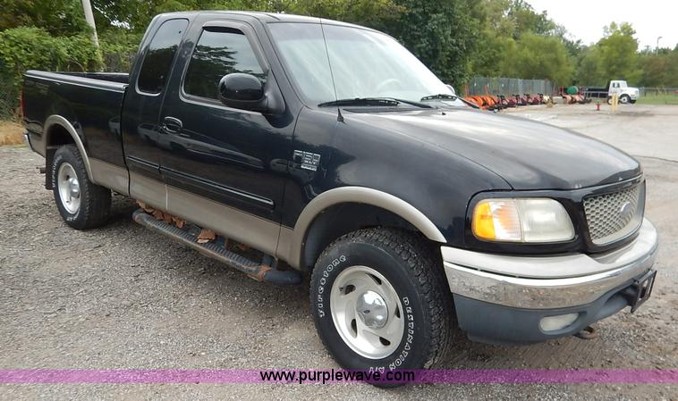 image for item J6382 2001 Ford F150 SuperCab pickup truck