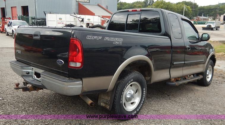 image for item J6382 2001 Ford F150 SuperCab pickup truck