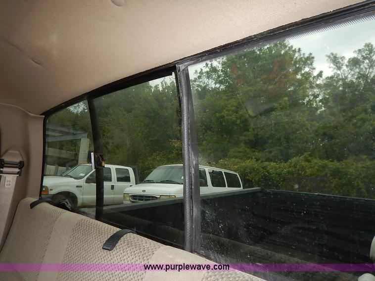 image for item J6382 2001 Ford F150 SuperCab pickup truck