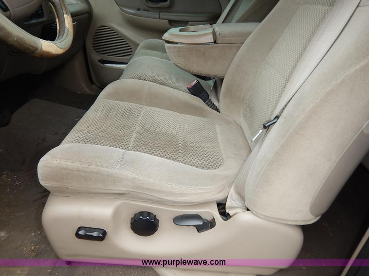 image for item J6382 2001 Ford F150 SuperCab pickup truck