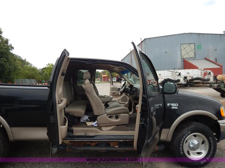 image for item J6382 2001 Ford F150 SuperCab pickup truck