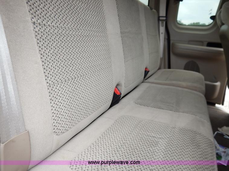 image for item J6382 2001 Ford F150 SuperCab pickup truck