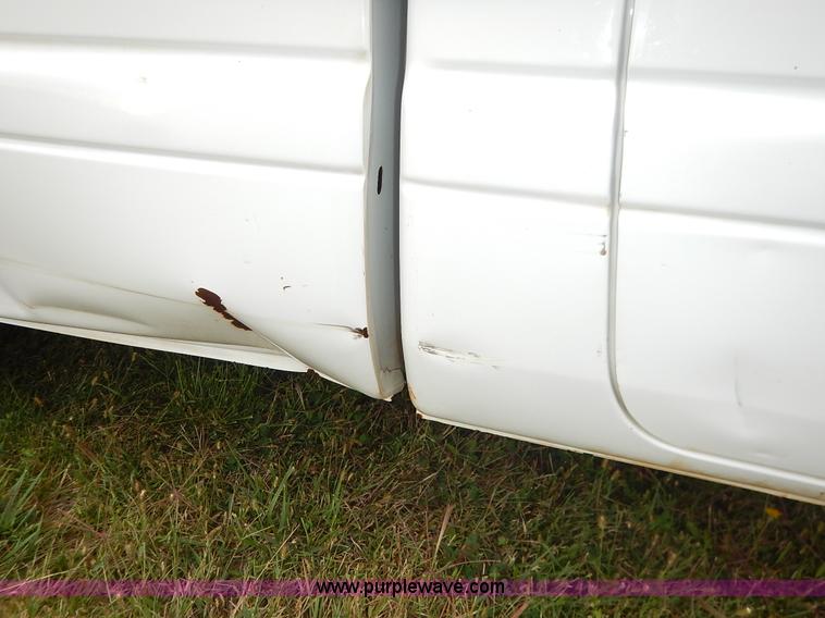 image for item J6392 2001 Dodge Ram 1500 pickup truck