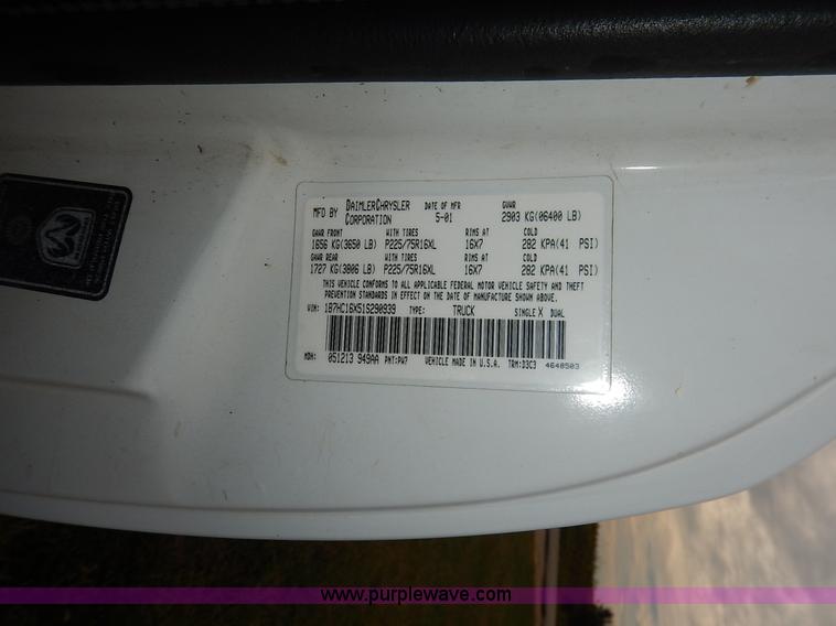 image for item J6392 2001 Dodge Ram 1500 pickup truck