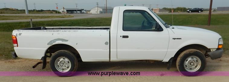 image for item J6395 1999 Ford Ranger pickup truck