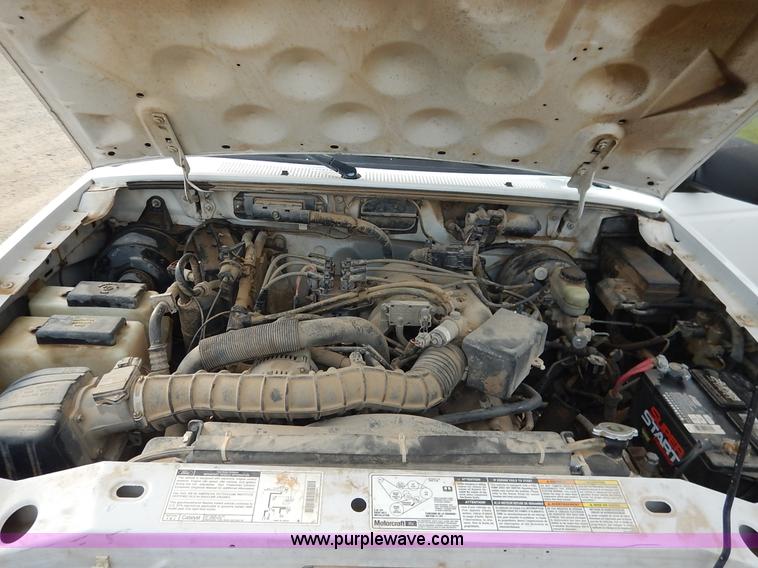 image for item J6395 1999 Ford Ranger pickup truck