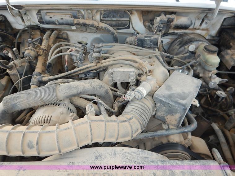 image for item J6395 1999 Ford Ranger pickup truck