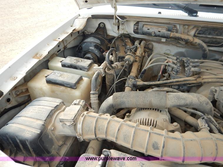 image for item J6395 1999 Ford Ranger pickup truck
