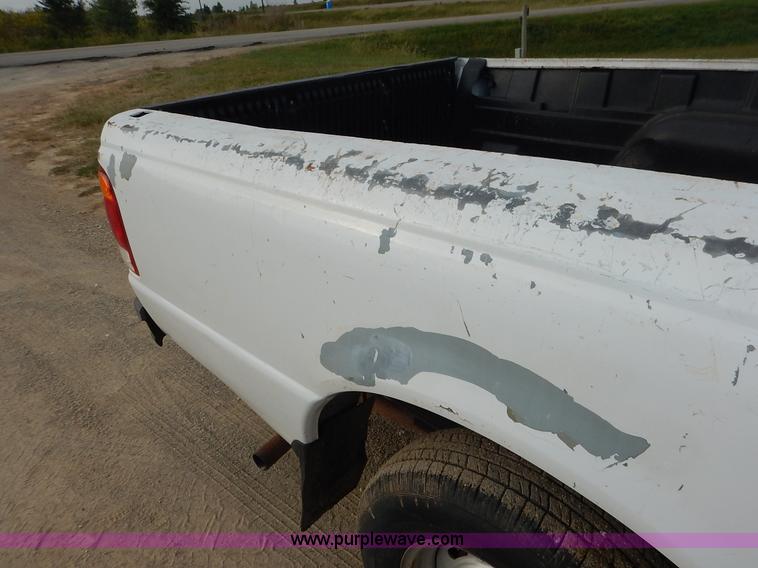 image for item J6395 1999 Ford Ranger pickup truck