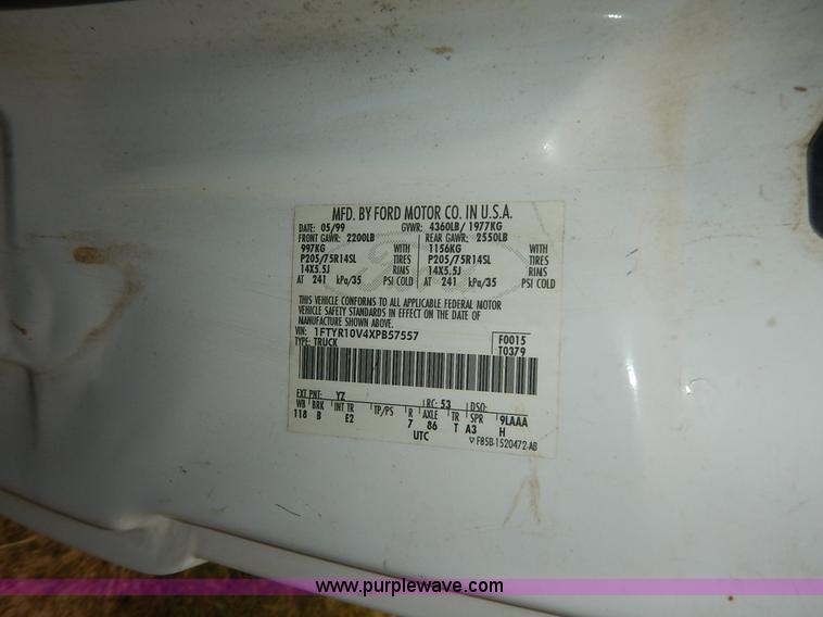 image for item J6395 1999 Ford Ranger pickup truck