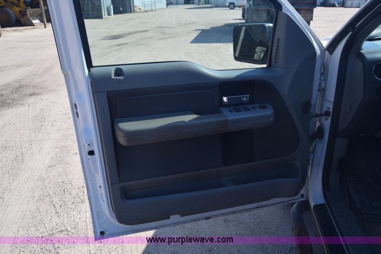 image for item J7234 2007 Ford F150 SuperCab pickup truck