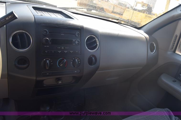 image for item J7234 2007 Ford F150 SuperCab pickup truck