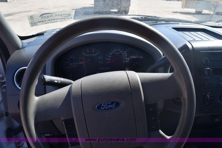 image for item J7234 2007 Ford F150 SuperCab pickup truck