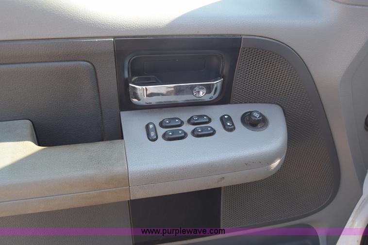 image for item J7234 2007 Ford F150 SuperCab pickup truck