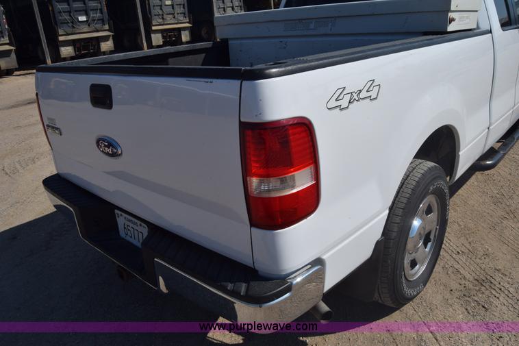 image for item J7234 2007 Ford F150 SuperCab pickup truck