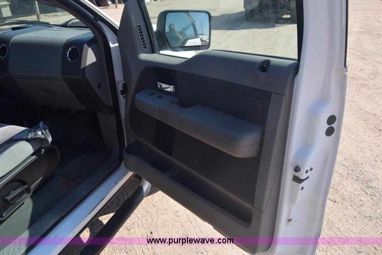 image for item J7234 2007 Ford F150 SuperCab pickup truck
